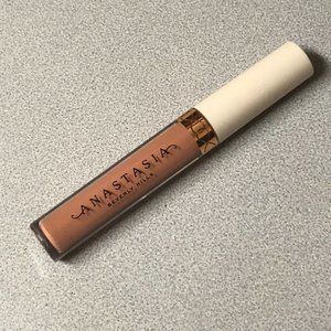 Anastasia Beverly Hills Liquid Lipstick Peachy